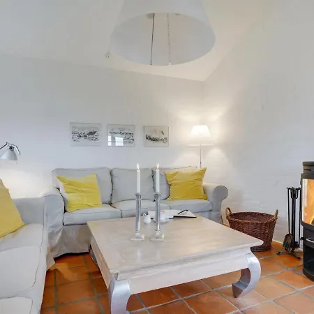 Holiday home Jantje - 500m From The Sea In Nw Jutland By Interhome Skagen