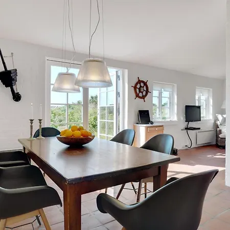 Jantje - 500m From The Sea By Interhome